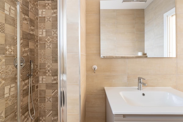Foto van Giardino, aria condizionata, een passi dal-merrie - Vakantiehuis in Castelsardo - BathRoom