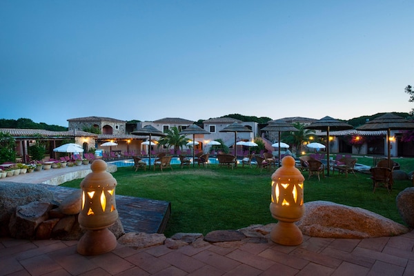 Foto van Tweekamerappartement in een complex - Vakantiehuis in Villasimius - GardenSummer