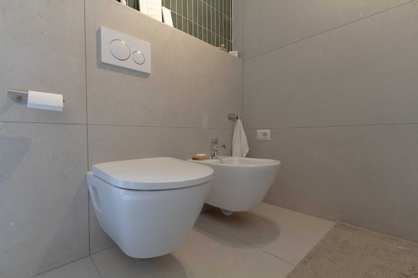 Foto van 1-slaapkamer/4-persoons appartement vlakbij het centraal station - Untagged