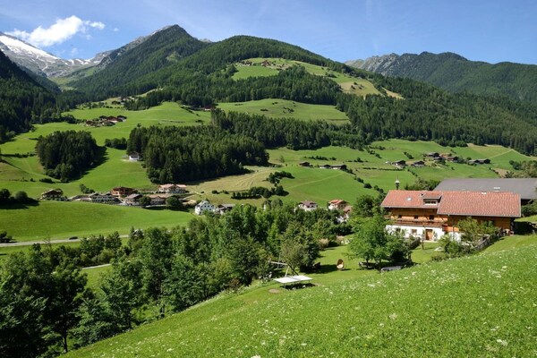 Foto van Rainer in de agrarische gemeenschap - Vakantiehuis in Steinhaus Ahrntal Südtirol - GardenSummer