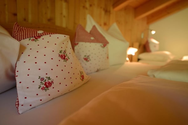 Foto van Rainer in de agrarische gemeenschap - Vakantiehuis in Steinhaus Ahrntal Südtirol - BedRoom