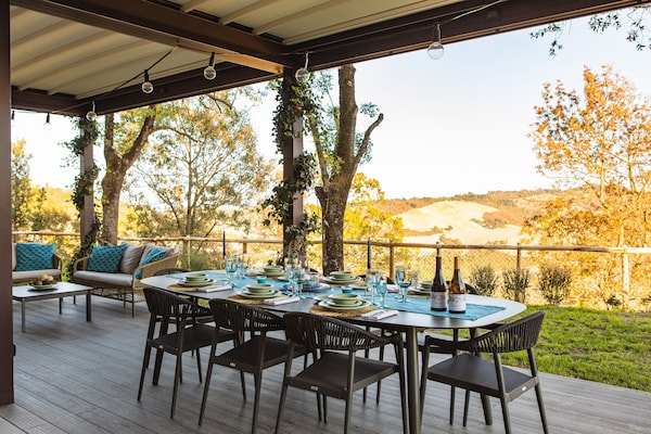 Foto van Premium vakantiehuis met zwembad - Vakantiehuis in Castel San Pietro Terme - TerraceBalcony