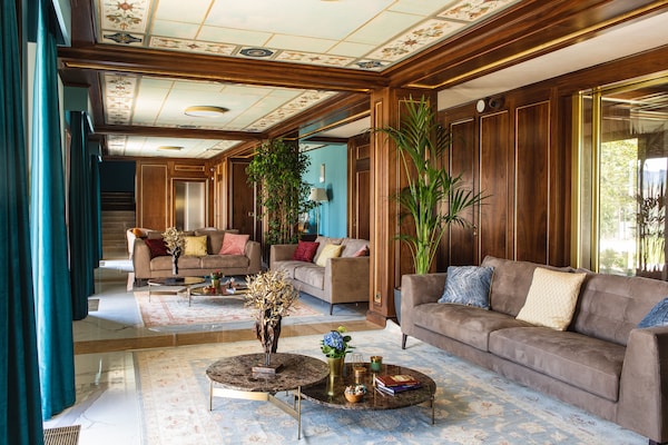 Foto van Premium vakantiehuis met zwembad - Vakantiehuis in Castel San Pietro Terme - LivingRoom
