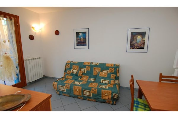 Foto van Twee slaapkamerappartement in Rosolina met ruimte - Vakantiehuis in Rosolina Mare RO - LivingRoom