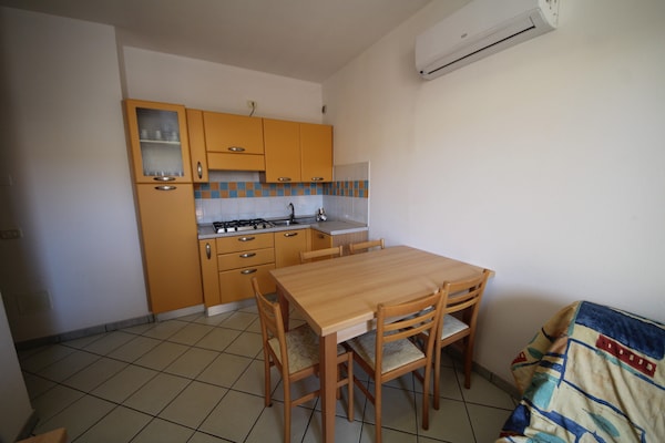 Foto van Twee slaapkamerappartement in Rosolina met ruimte - Vakantiehuis in Rosolina Mare RO - Kitchen