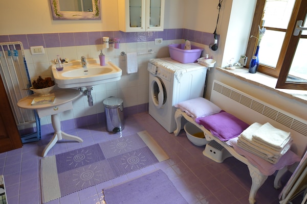 Foto van Appartement in Pennabili aan de Toscaanse grens - Vakantiehuis in Pennabili - BathRoom