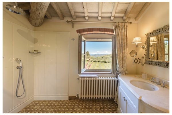 Foto van Villa Conca d'Oro Comfortabele vakantiewoning - Vakantiehuis in Greve in Chianti - Untagged