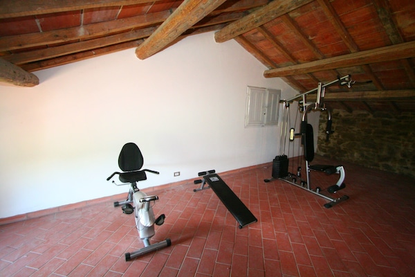 Foto van Elegante villa met vallei - Vakantiehuis in Ciggiano - RecreationRoom