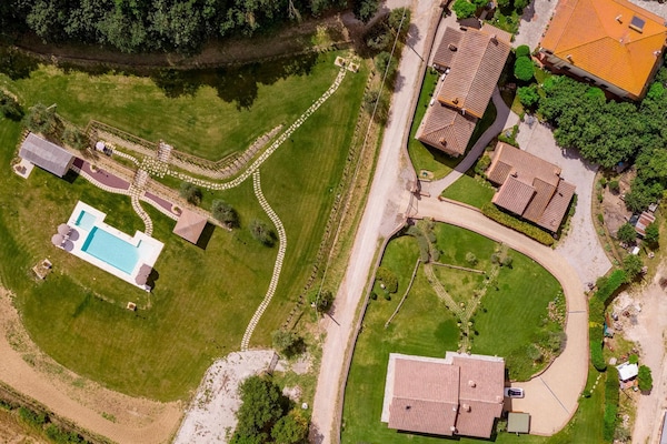 Foto van Boerderij in Toscane met zwembad en uitzicht - Vakantiehuis in Cortona - AreaSummer1KM