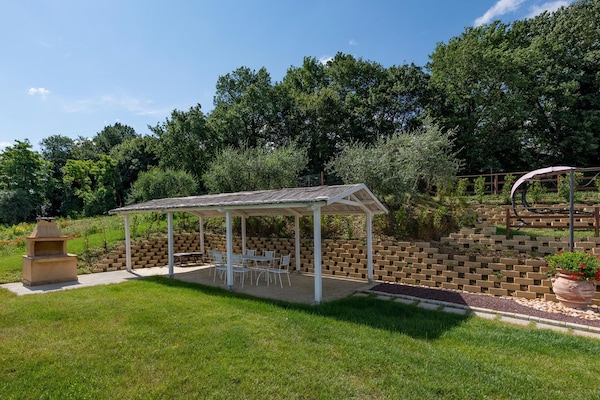 Foto van Boerderij in Toscane met zwembad en uitzicht - Vakantiehuis in Cortona - Wellness