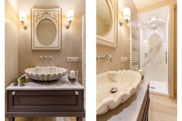 Foto van Boerderij bij Lucca met Zoutwaterzwembad - Vakantiehuis in Capannori - BathRoom