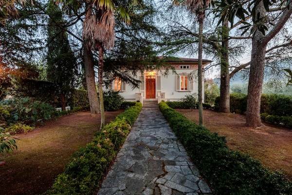 Foto van Boerderij bij Lucca met Zoutwaterzwembad - Vakantiehuis in Capannori - Outdoor