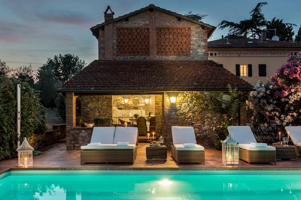 Foto van Boerderij bij Lucca met Zoutwaterzwembad - Vakantiehuis in Capannori - PoolOfHouse