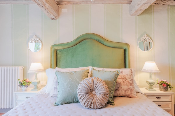 Foto van Toscaanse boerderij met prachtig uitzicht - Vakantiehuis in Capannori - BedRoom