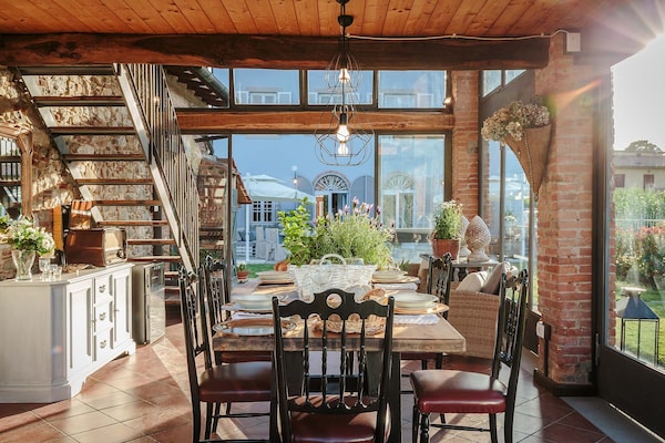 Foto van Villa in Marlia met zwembad bij Lucca - Vakantiehuis in Marlia - DiningRoom
