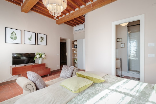 Foto van Villa in Marlia met zwembad bij Lucca - Vakantiehuis in Marlia - BedRoom
