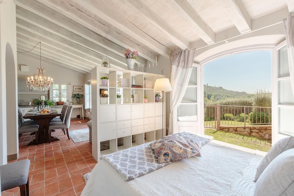 Foto van Toscaanse boerderij met infinity pool - Vakantiehuis in Matraia - BedRoom