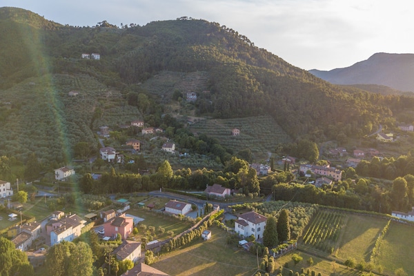Foto van Villa bij Lucca met tuinuitzicht - Vakantiehuis in Vorno - ExteriorSummer