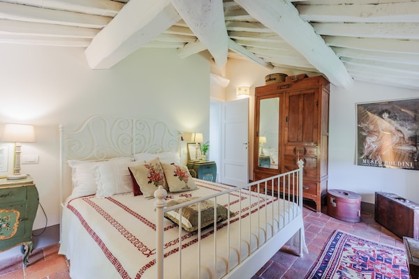 Foto van Villa bij Lucca met tuinuitzicht - Vakantiehuis in Vorno - BedRoom