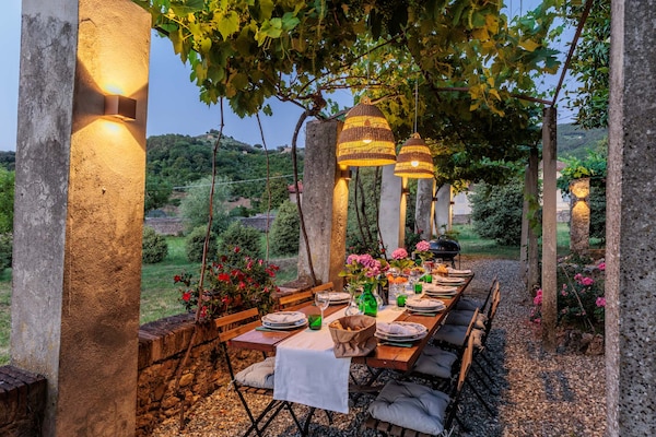 Foto van Villa bij Lucca met tuinuitzicht - Vakantiehuis in Vorno - TerraceBalcony