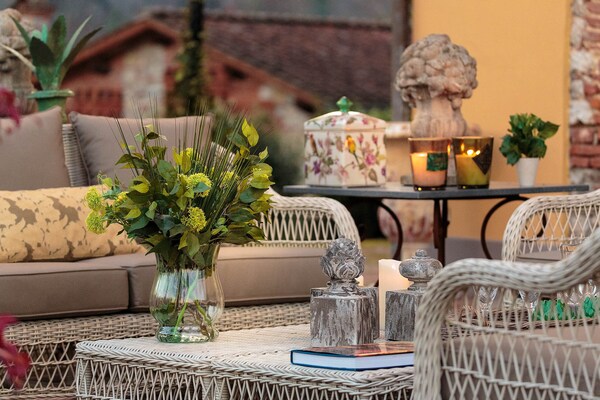 Foto van Villa bij Lucca met privézwembad - Vakantiehuis in Maggiano - TerraceBalcony