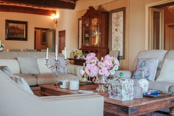 Foto van Villa bij Lucca met privézwembad - Vakantiehuis in Maggiano - LivingRoom