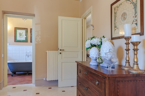 Foto van Villa bij Lucca met privézwembad - Vakantiehuis in Maggiano - Landing