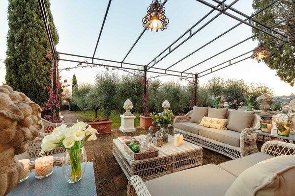 Foto van Villa bij Lucca met privézwembad - Vakantiehuis in Maggiano - ExteriorSummer