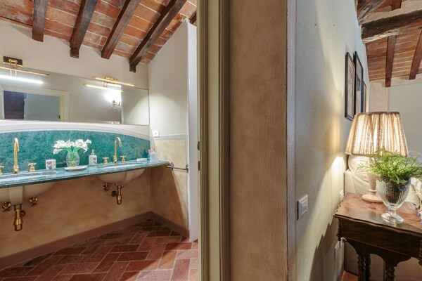 Foto van Villa bij Lucca met privézwembad - Vakantiehuis in Maggiano - BathRoom