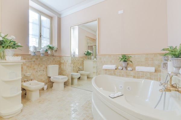 Foto van Villa bij Lucca met privézwembad - Vakantiehuis in Maggiano - BathRoom