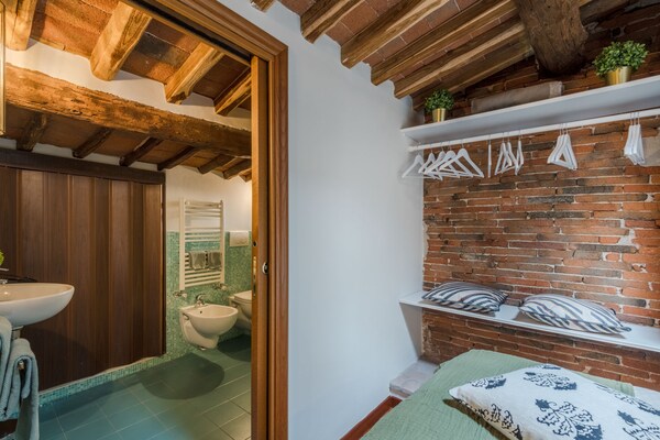 Foto van Appartement in Lucca bij centrum - Vakantiehuis in Lucca - BathRoom