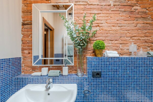 Foto van Appartement in Lucca bij centrum - Vakantiehuis in Lucca - BathRoom