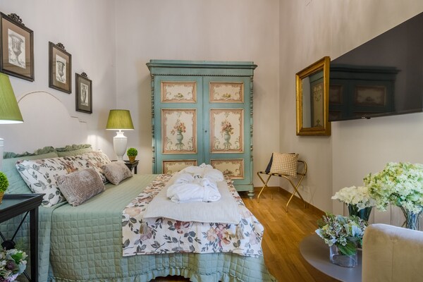 Foto van Licht appartement in de kunstwijk van Lucca - Vakantiehuis in Lucca - BedRoom