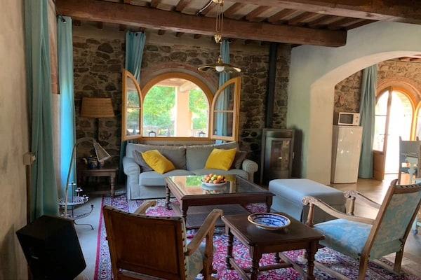 Foto van Privézwembadvilla in Toscane - Vakantiehuis in Chianni - LivingRoom