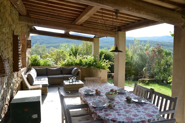 Foto van Privézwembadvilla in Toscane - Vakantiehuis in Chianni - TerraceBalcony