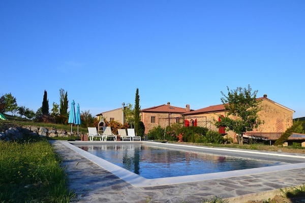 Foto van Privézwembadvilla in Toscane - Vakantiehuis in Chianni - PoolOfHouse