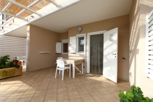 Foto van Studio voor stellen in Capo Vaticano met zwembad - Vakantiehuis in Capo Vaticano - TerraceBalcony
