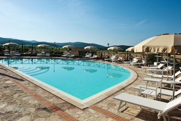 Foto van Antico Borgo Casalappi, appartementen in Campiglia Marittima - PoolOfHouse