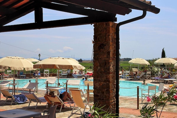 Foto van Antico Borgo Casalappi, appartementen in Campiglia Marittima - PoolOfHouse