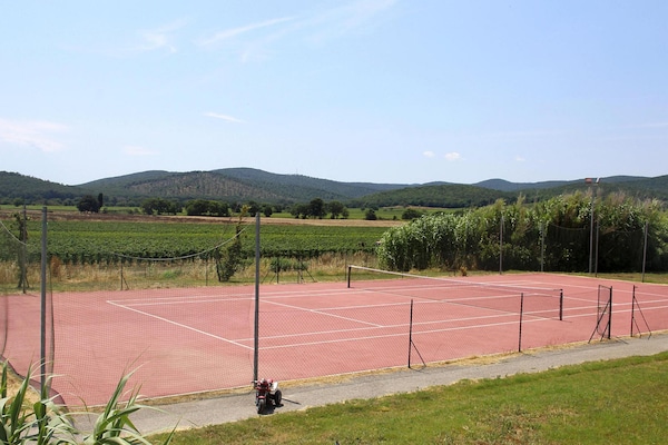 Foto van Antico Borgo Casalappi, appartementen in Campiglia Marittima - Outdoor