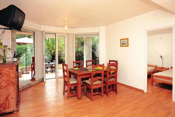 Foto van Residentie La Vallicella in Moriani - Vakantiehuis in Poggio-Mezzana - DiningRoom
