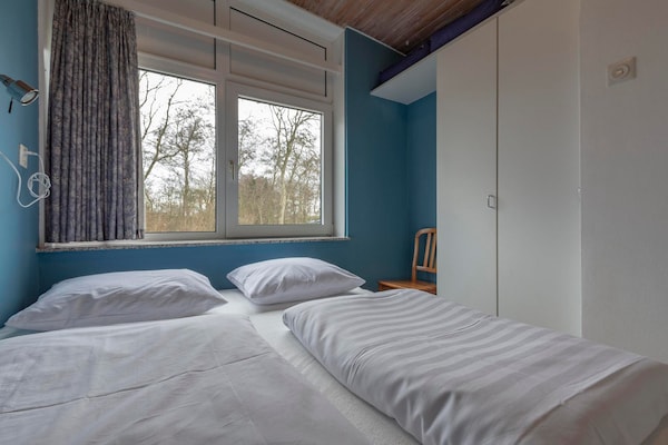 Foto van Ruim Duo bij de Duinen - Vakantiehuis in Sint Maartenszee - BedRoom