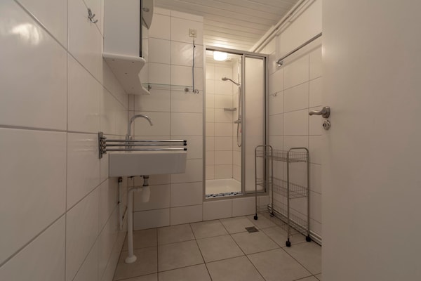 Foto van Ruim Duo bij de Duinen - Vakantiehuis in Sint Maartenszee - BathRoom
