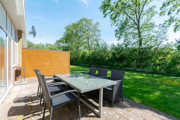 Foto van Ruim Duo bij de Duinen - Vakantiehuis in Sint Maartenszee - TerraceBalcony