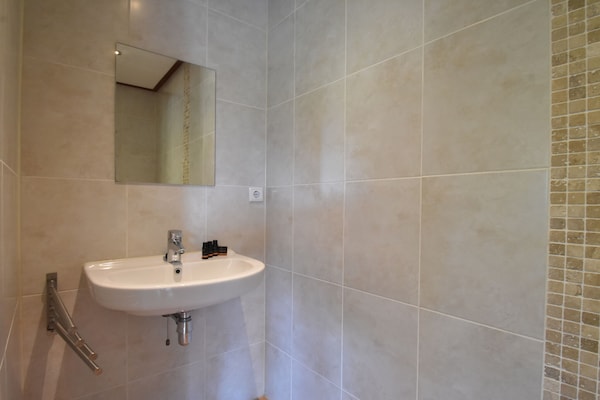 Foto van Vakantiehuis met infraroodsauna in Callantsoog - Vakantiehuis in Callantsoog - BathRoom