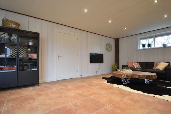 Foto van Vakantiehuis met infraroodsauna in Callantsoog - Vakantiehuis in Callantsoog - LivingRoom