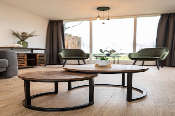 Foto van Vakantiehuis op een vakantiepark - Vakantiehuis in De Cocksdorp - LivingRoom