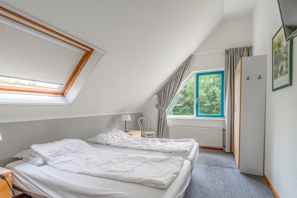 Foto van Sfeervolle villa nabij zee en bos - Vakantiehuis in De Koog - BedRoom