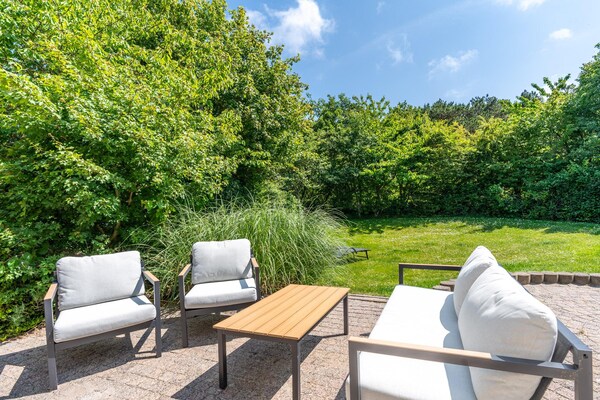 Foto van Sfeervolle villa nabij zee en bos - Vakantiehuis in De Koog - TerraceBalcony