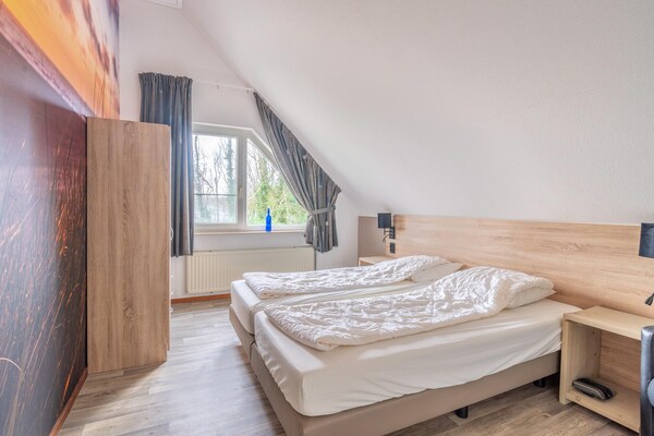 Foto van Sfeervolle villa nabij zee en bos - Vakantiehuis in De Koog - BedRoom
